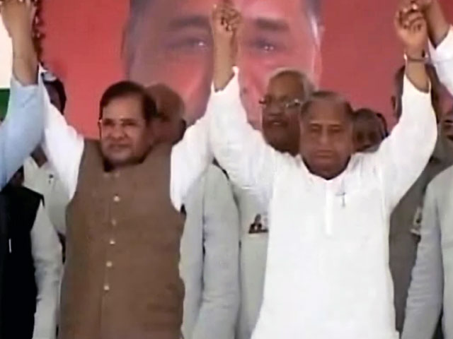 क्या यूपी विधानसभा के लिए साथ आएंगे मुलायम और माया?