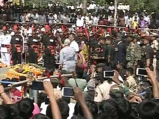 21-Gun Salute for Martyred Colonel Santosh Mahadik