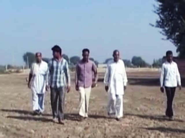 Videos : पंजाब : किसानों को मुआवजे के लिए मिले 50 से 100 रुपये के चेक हुए बाउंस