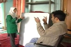 Struck by Terror, This Kashmir Teacher is Now Spreading Hope Struck by Terror, This Kashmir Teacher is Now Spreading Hope