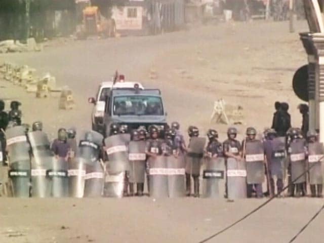Videos : 100 दिन से ठप है भारत-नेपाल सीमा, अब तक 50 लोगों की मौत