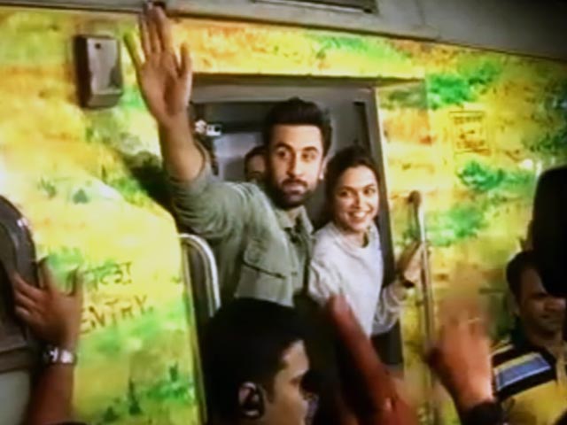 मुंबई टू दिल्‍ली ट्रेन के सफर में दीपिका-रणबीर का 'तमाशा'