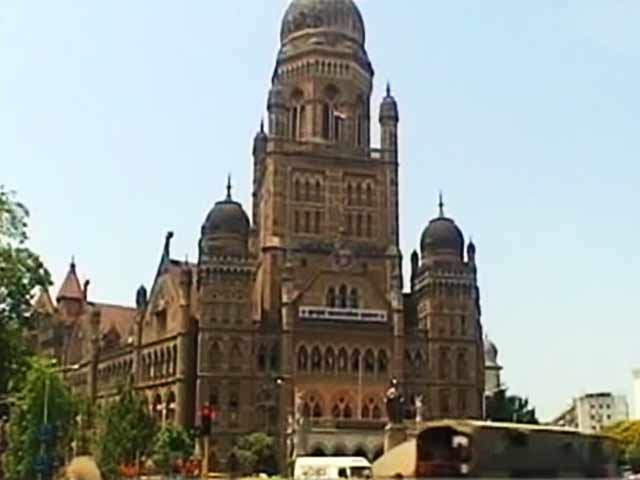 BMC Logs in to Facebook