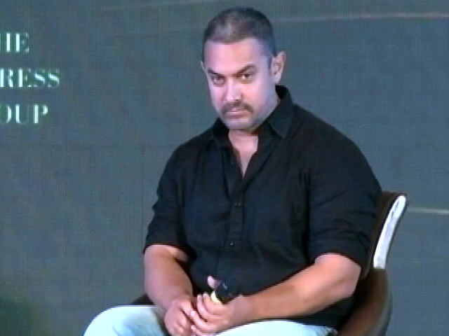 Videos : न्यूज प्वाइंट : आमिर के बयान पर गरमाई सियासत