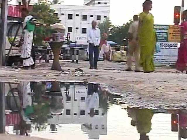 Video : Andhra Pradesh's Temple Town Tirupati Gets Relief From Rain
