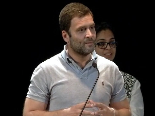 इंडिया 7 बजे : घिरते-घिरते बचे राहुल गांधी, स्वच्छता मिशन पर पूछा था सवाल