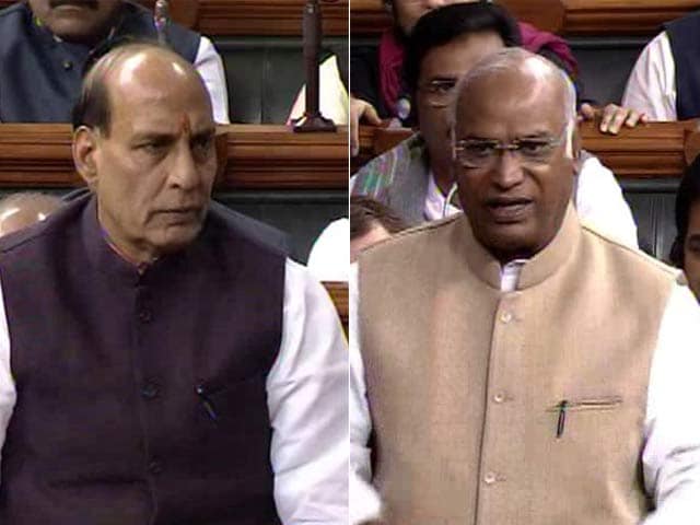 Video : Government, Opposition Face-Off Over the Word 'Secular' in Constitution