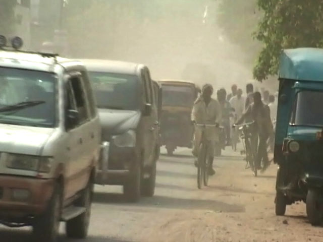 खबरों की खबर : बनारस की हवा भी खतरनाक