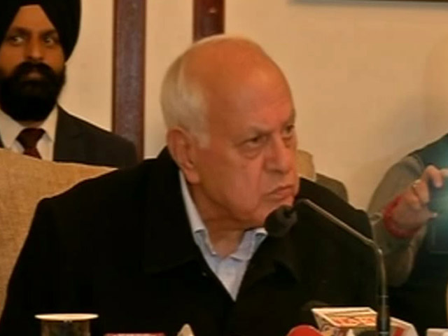 पाक अधिकृत कश्मीर के बारे में दिए अपने बयान पर फारूक अब्दुल्ला कायम