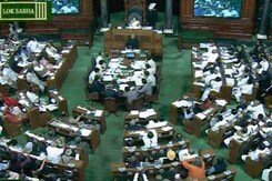 Parliament to Discuss Intolerance, But Gaps Appear in Opposition Ranks Parliament to Discuss Intolerance, But Gaps Appear in Opposition Ranks