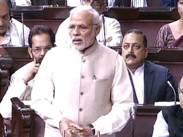 इंडिया 7 बजे : पीएम बोले- संविधान देश की आत्मा