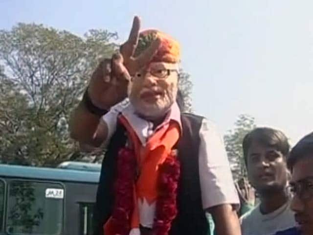 Video : गुजरात निकाय चुनाव : शहरों में बीजेपी तो गांवों में कांग्रेस का दबदबा