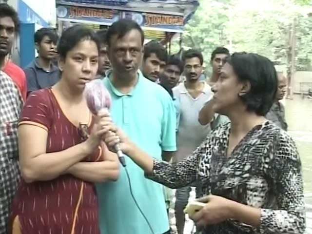 Video : In Flooded Chennai, a Woman Sits With Mother's Body For Over 16 Hours