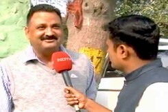 ऑड-इवन फॉर्मूले से टैक्सी चलाने वालों की हो सकती है चांदी ऑड-इवन फॉर्मूले से टैक्सी चलाने वालों की हो सकती है चांदी