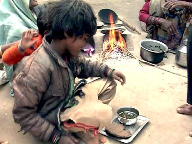 Videos : सूखे की चपेट में बुंदेलखंड : घास की रोटियां खाने को मजबूर हैं लोग...