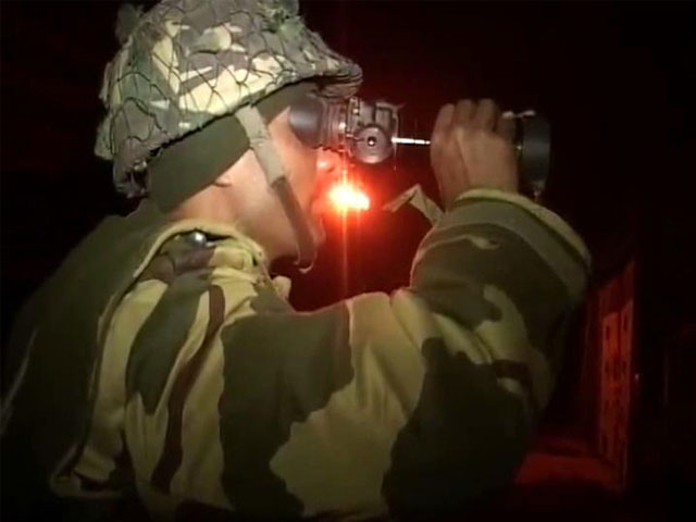 Guarding The Border, Soldiers Battle Cold At Jammu and Kashmir Guarding The Border, Soldiers Battle Cold At Jammu and Kashmir