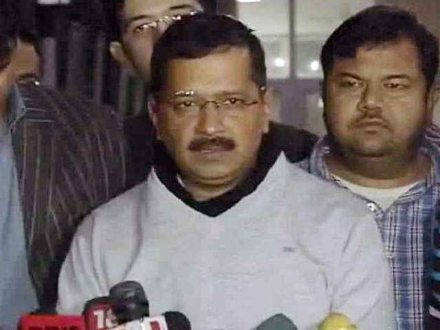 राजेंद्र कुमार तो केवल बहाना हैं, मैं हूं निशाना : सीबीआई छापों पर बोले अरविंद केजरीवाल