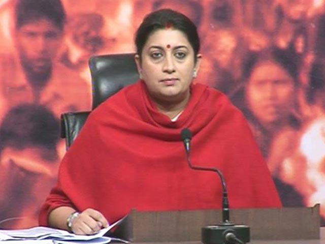 भारतीय जनता पार्टी अरुण जेटली के साथ खड़ी है : स्मृति ईरानी