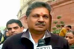 कीर्ति आजाद पर कार्रवाई क्यों नहीं कर रहे जेटली और बीजेपी? कीर्ति आजाद पर कार्रवाई क्यों नहीं कर रहे जेटली और बीजेपी?