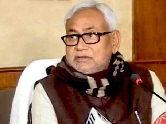 बिहार में अब सिर्फ 'देसी शराब' पर पाबंदी