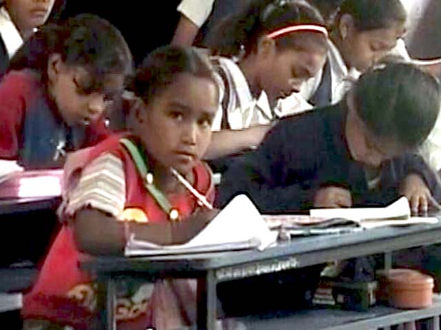 वडोदरा की बच्ची के लिए सांता बना सात समंदर पार का दंपती