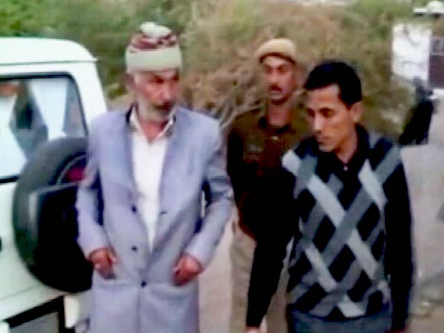 आईएसआई के लिए जासूसी करने के आरोप में पूर्व जवान गिरफ्तार