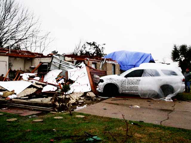 Tornadoes Kill 11 as Wild Weather Lashes US