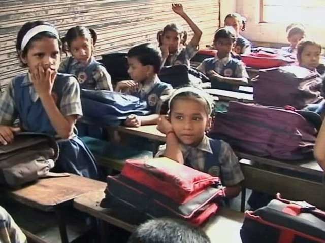 Videos : 'स्कूलों में परीक्षा होनी चाहिए', महाराष्‍ट्र सरकार की केंद्र को सिफ़ारिश