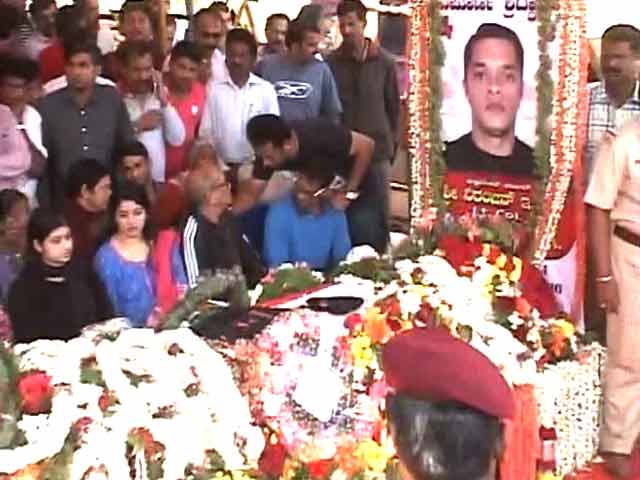 Video : Nation Pays Tribute To Pathankot Martyrs