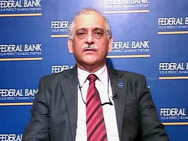Rupee to Outperform Peers in 2016: Ashutosh Khajuria