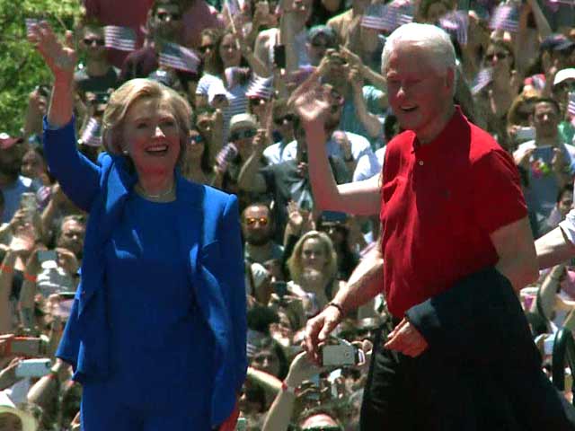 Video : Hillary's the Most Qualified White House Candidate, Says Bill Clinton