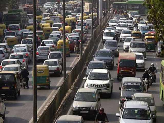 'Do Your Cars Emit Oxygen?' Supreme Court Ticks Off Mercedes, Toyota