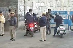 पठानकोट एयरबेस हमला - खतरा टला नहीं, लश्कर के चार आतंकी जम्मू में पठानकोट एयरबेस हमला - खतरा टला नहीं, लश्कर के चार आतंकी जम्मू में