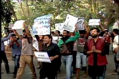 गजेंद्र चौहान ने FTII के अध्यक्ष पद का कार्यभार संभाला गजेंद्र चौहान ने FTII के अध्यक्ष पद का कार्यभार संभाला