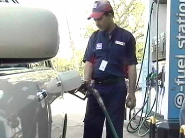 ऑड-ईवन फार्मूले का असर : दिल्ली में पेट्रोल-डीजल की बिक्री 35 फीसदी घटी