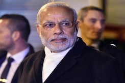 पीएम मोदी ने पठानकोट एयरबेस का किया दौरा, आतंकी हमले के बाद हालात का लिया जायजा पीएम मोदी ने पठानकोट एयरबेस का किया दौरा, आतंकी हमले के बाद हालात का लिया जायजा
