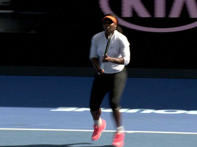 Serena Williams Practices Ahead of Australia Open