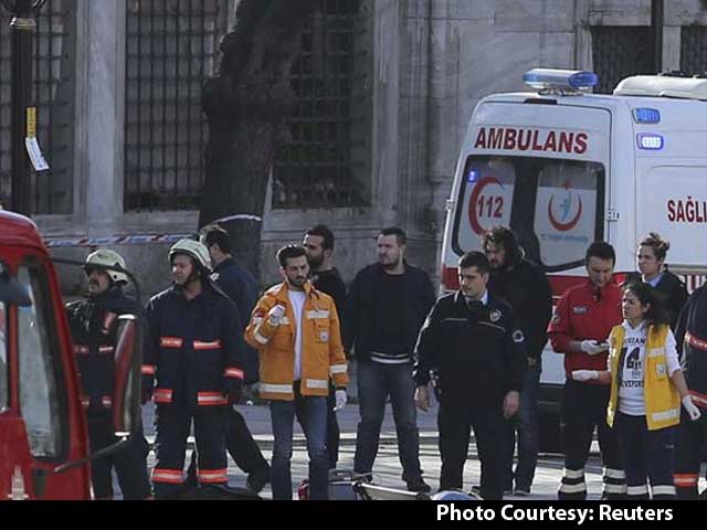 Blast Kills 10 in Istanbul's Tourist Hub