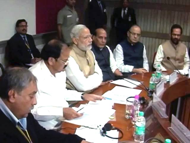 संगठन में बदलाव के साथ मोदी कैबिनेट में फेरबदल संभव : सूत्र