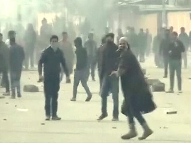 श्रीनगर : पीरबाग में लापता युवक का शव मिलने के बाद हंगामा