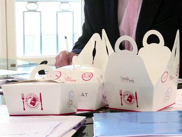 Video : 'Le Doggy Bag' Comes to French Restaurants