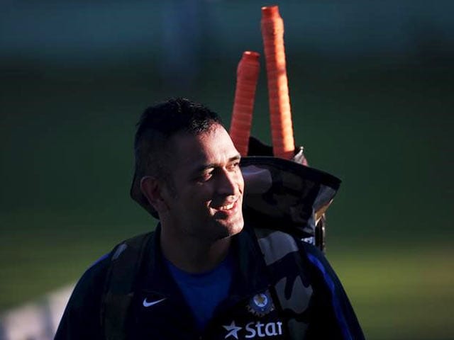Video : India vs Australia: Mahendra Singh Dhoni is Rusty, Hints Sunil Gavaskar