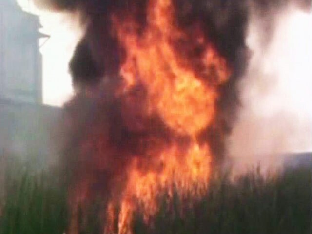 Videos : हुबली की ऑयल फैक्टरी में लगी भीषण आग