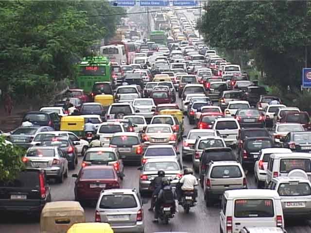 इंडिया 7 बजे : दिल्ली की सड़कों पर फिर वही जाम