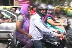 Lots Of Excuses But A Few Helmets In Bengaluru Despite New Rule Lots Of Excuses But A Few Helmets In Bengaluru Despite New Rule