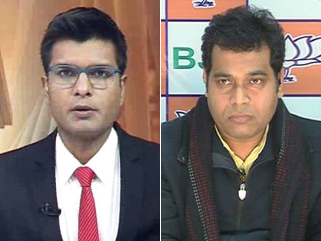 न्यूज प्वाइंट : हैदराबाद मामले पर ईरानी के खिलाफ SC-ST शिक्षकों ने खोला मोर्चा