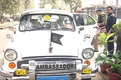 आईजी की चोरी गई गाड़ी का सुराग नहीं आईजी की चोरी गई गाड़ी का सुराग नहीं