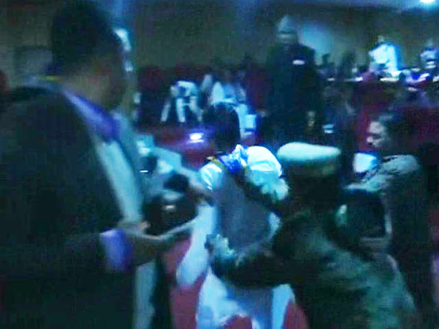 Slogans Disrupt PM Modi's Speech At Convocation In Lucknow