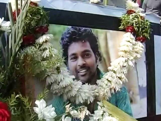 Video : In Rohith Vemula's Suicide Note, A Scratched Paragraph Raises Questions