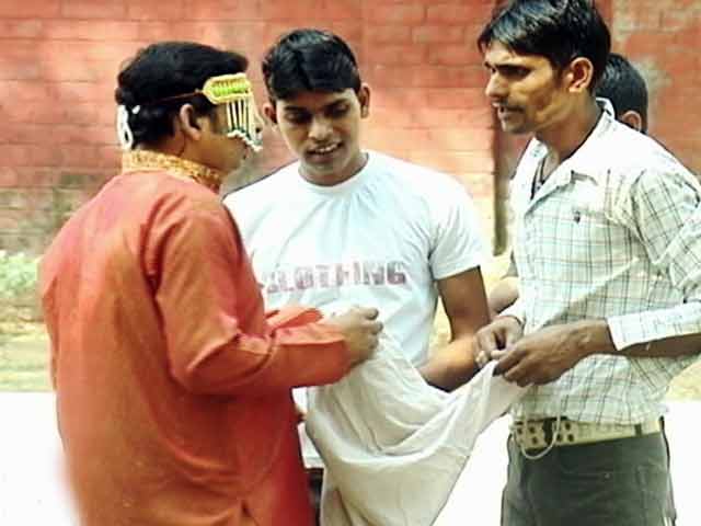 Story of the Falling Pajamas!